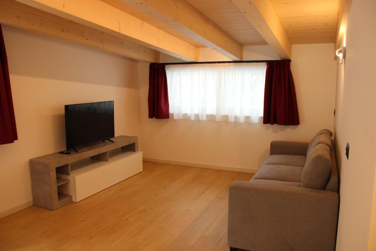 Cesa Sot Bosch Apartment Canazei Luaran gambar