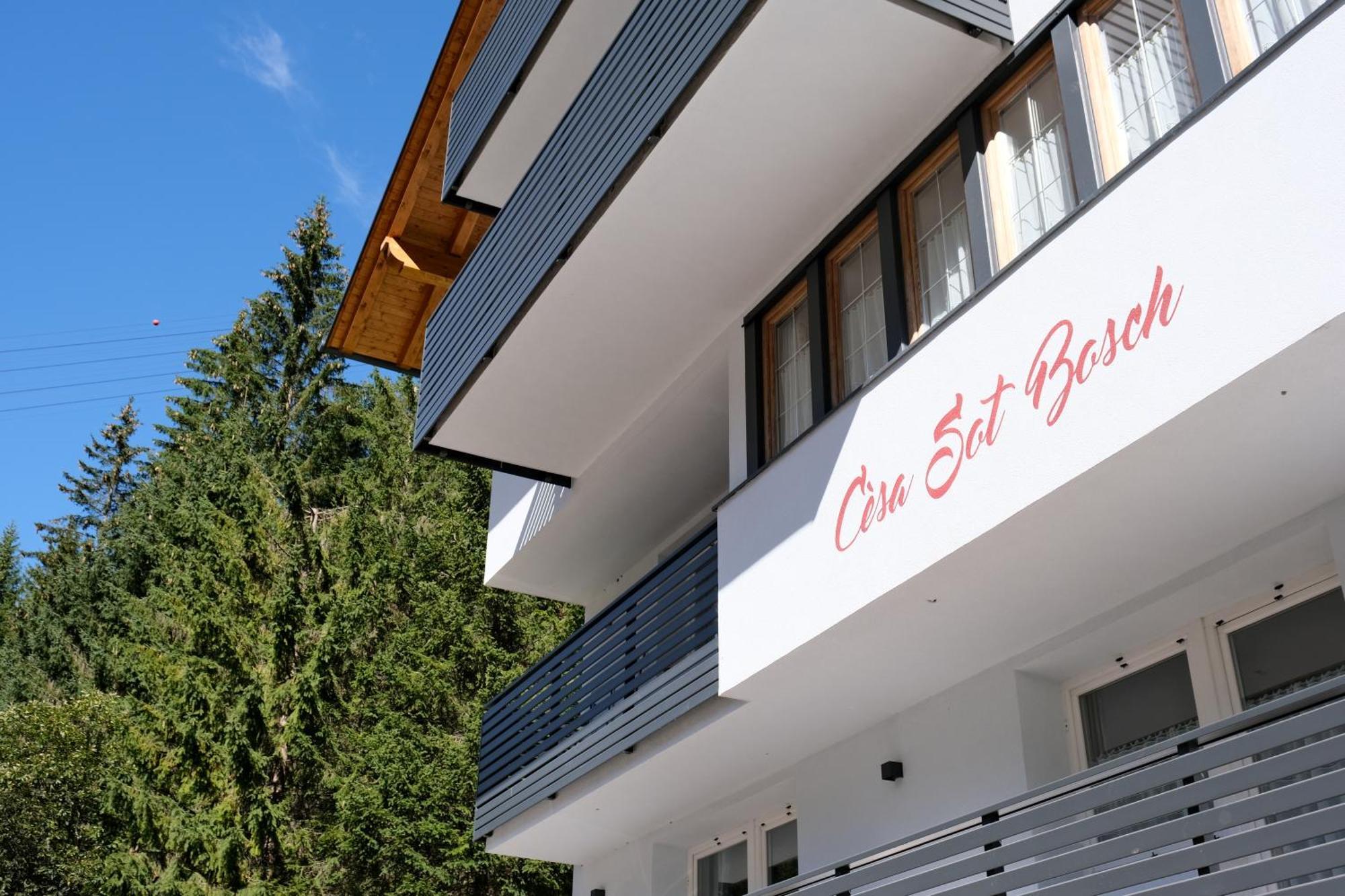 Cesa Sot Bosch Apartment Canazei Luaran gambar