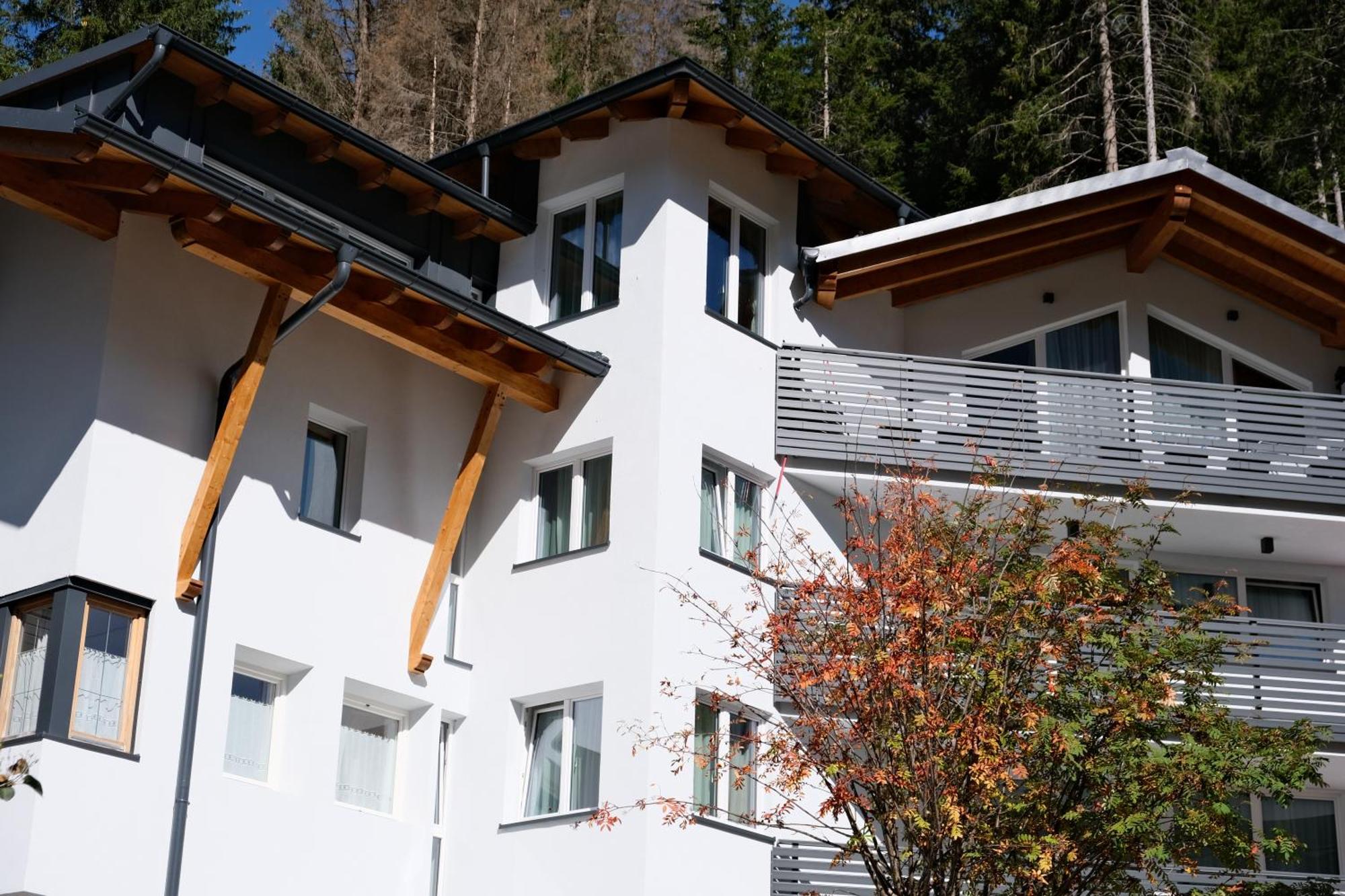 Cesa Sot Bosch Apartment Canazei Luaran gambar